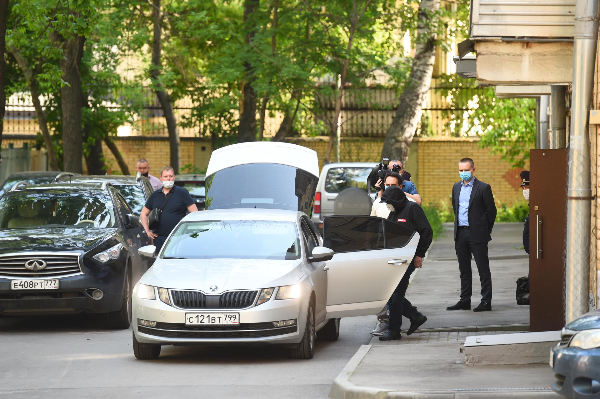 В тюрьму! Убийцу!»: реакция знаменитостей на пьяное ДТП с участием Ефремова  | РИАМО | РИАМО