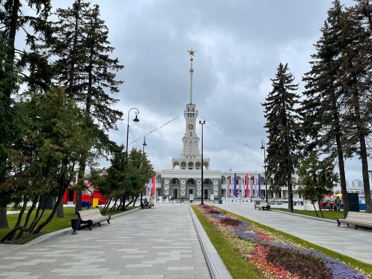 Экономлю до 40 минут»: пассажиры о новой жизни речного маршрута на севере  Москвы | РИАМО | РИАМО