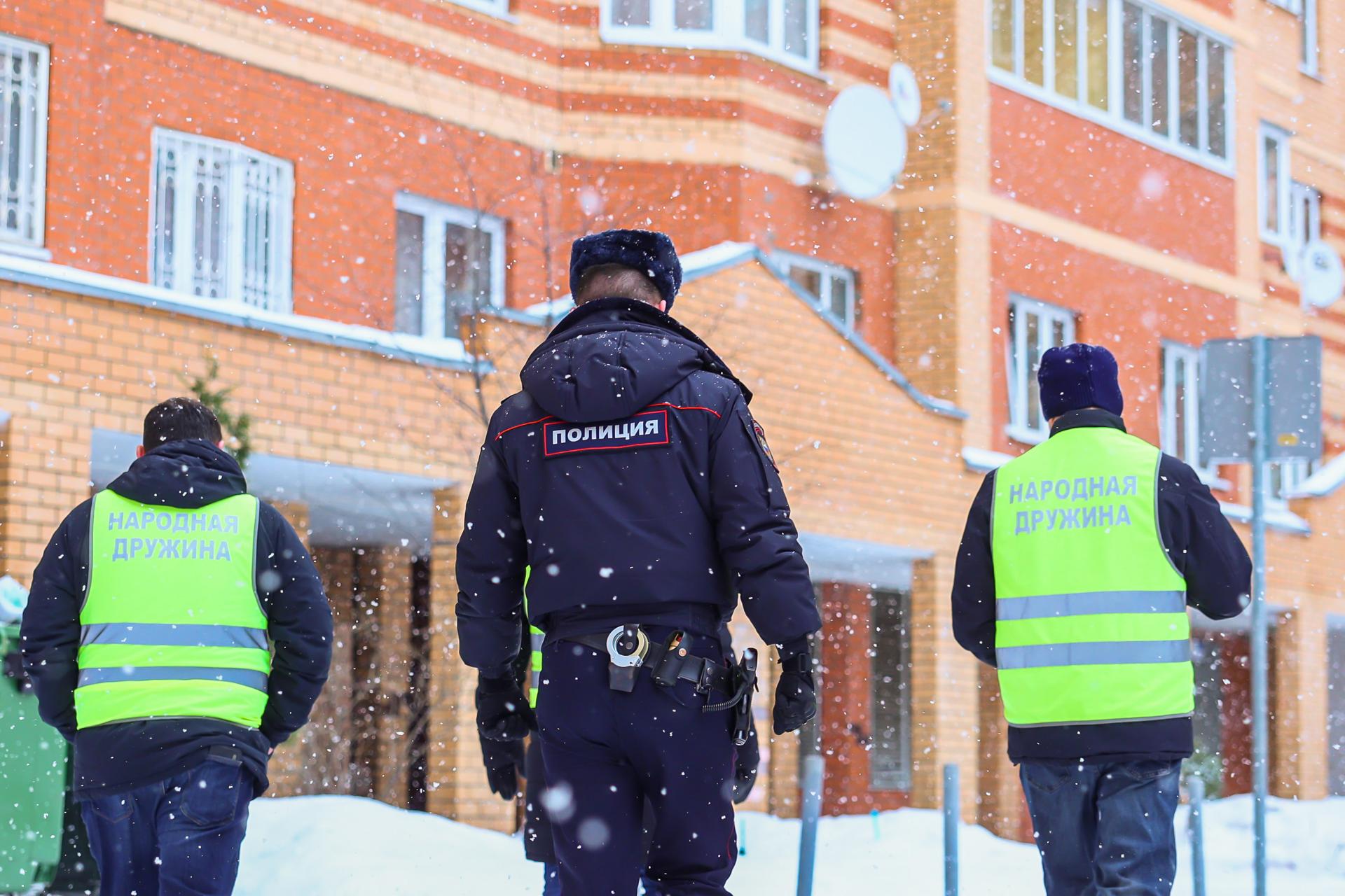 Андрей Воробьев пообщался с полицейскими в новом опорном пункте в  Котельниках | РИАМО