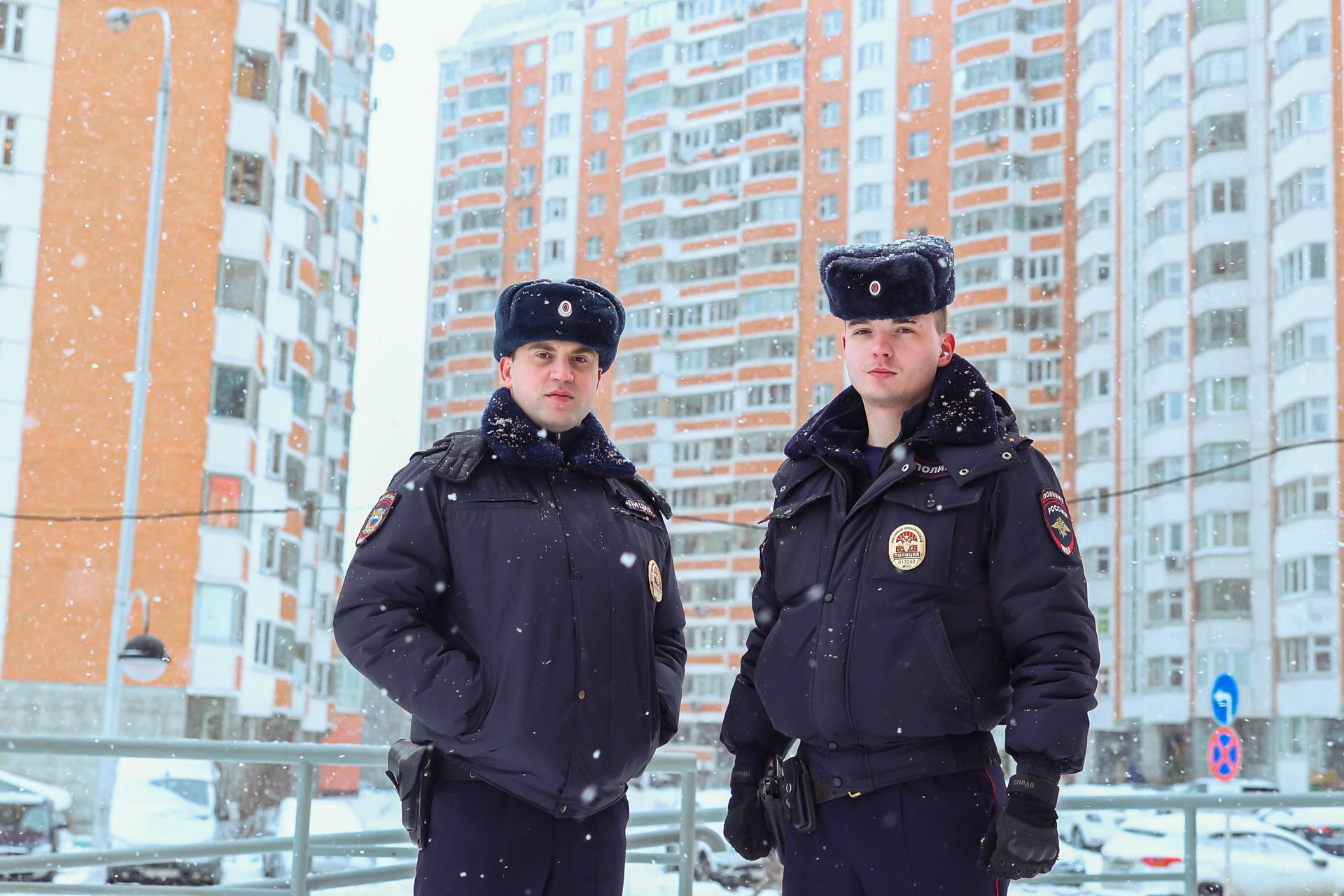 Андрей Воробьев пообщался с полицейскими в новом опорном пункте в  Котельниках | РИАМО